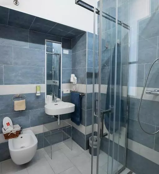 تختخواب و صبحانه Locanda Del Centrale