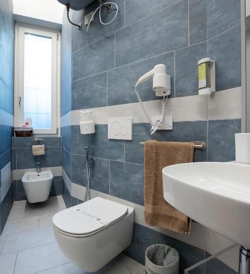 تختخواب و صبحانه Locanda Del Centrale