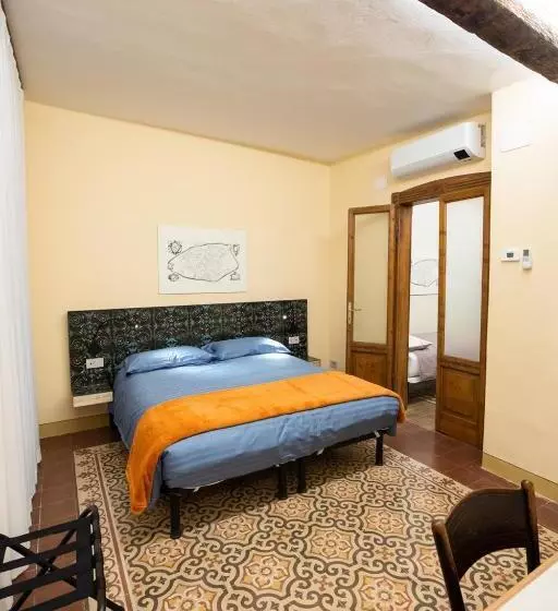 تختخواب و صبحانه Locanda Del Centrale
