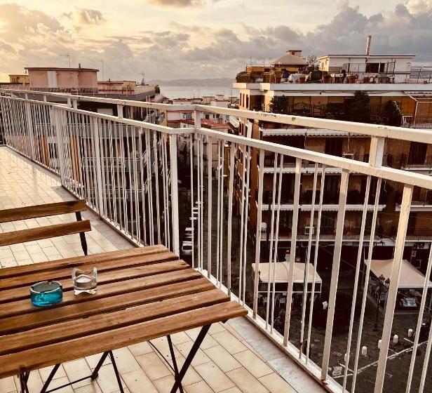 住宿加早餐  Napoli Sea View