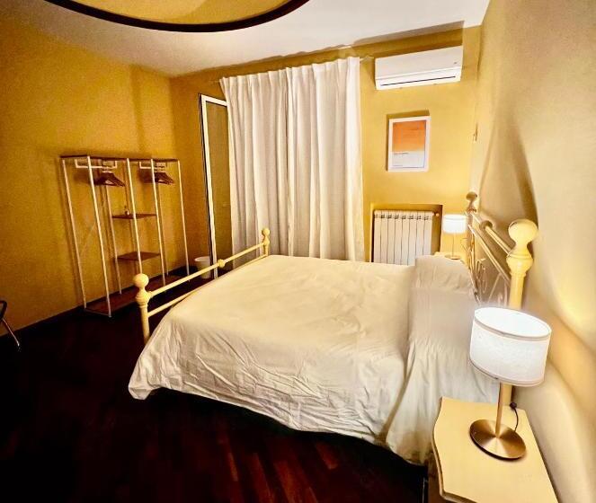 住宿加早餐  Napoli Sea View