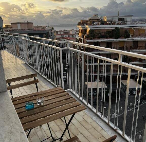 住宿加早餐  Napoli Sea View