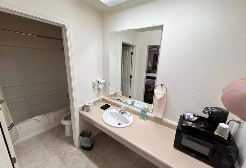 Hotelli Vista Del Rio Lodge