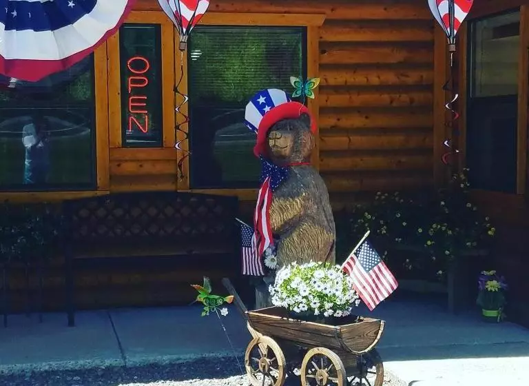 Hotelli Vista Del Rio Lodge