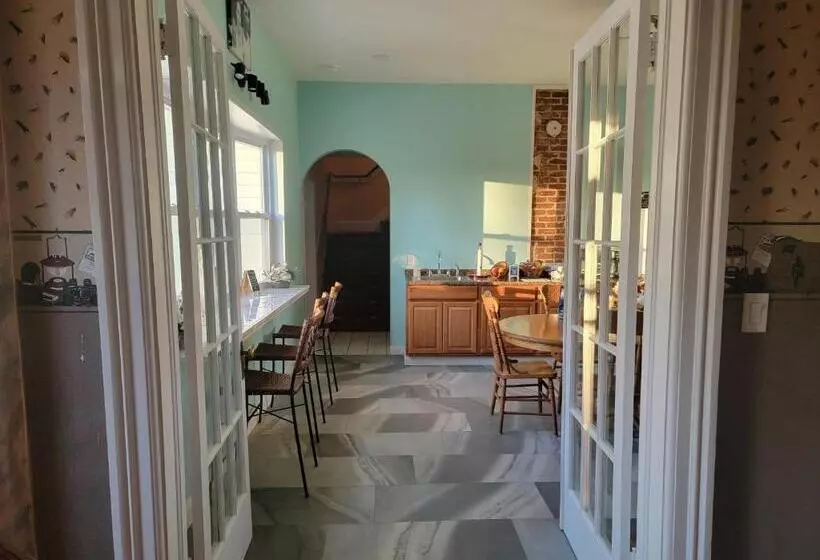 Josephine S Bed & Breakfast