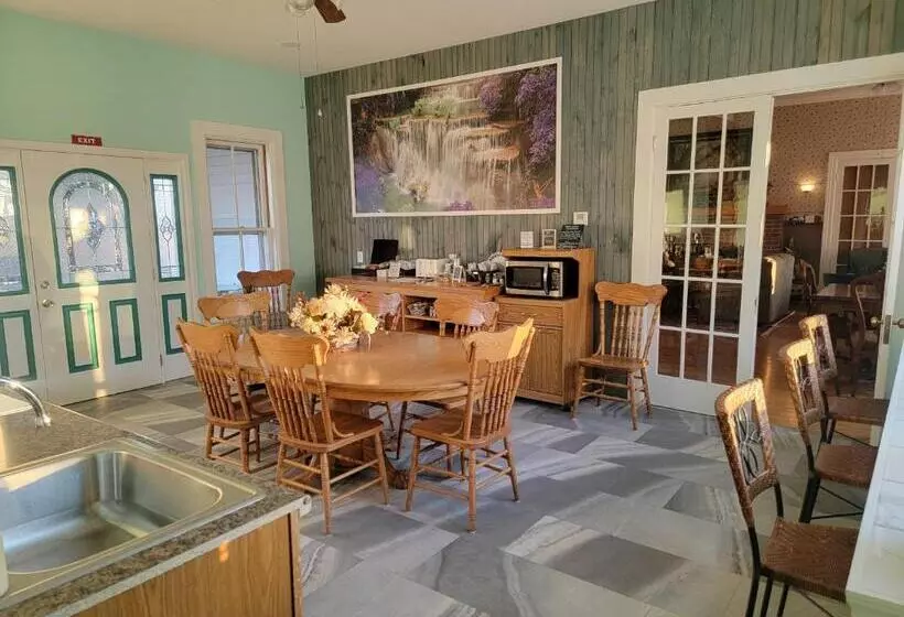 Josephine S Bed & Breakfast