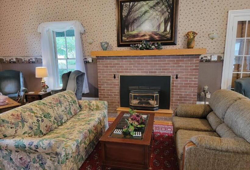 Josephine S Bed & Breakfast