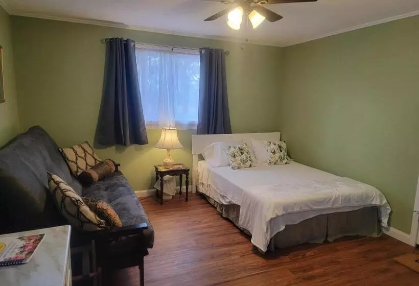 Josephine S Bed & Breakfast