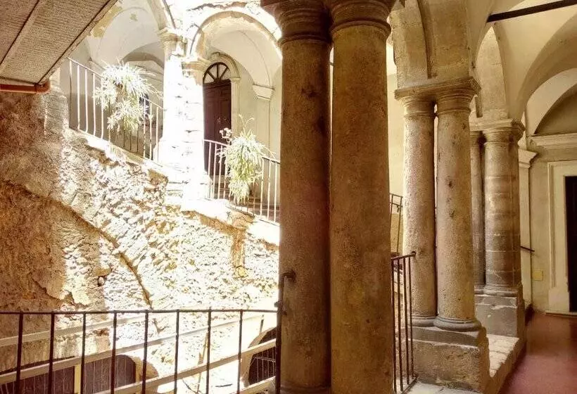 تختخواب و صبحانه Palazzo Aprile
