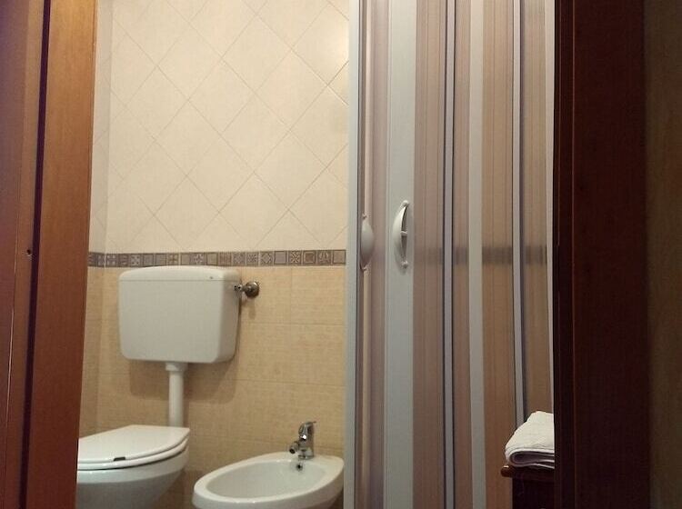 تختخواب و صبحانه Palazzo Aprile