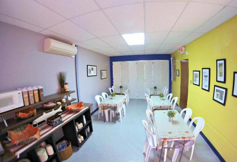 تختخواب و صبحانه Parador Turtle Bay Inn