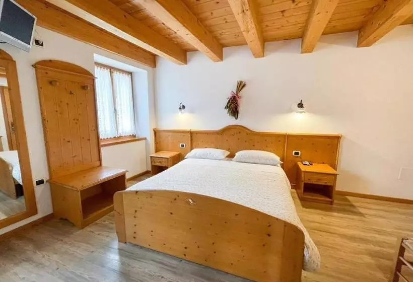 Aamiaismajoitus (B&B) Room & Breakfast Cà Mea Dina