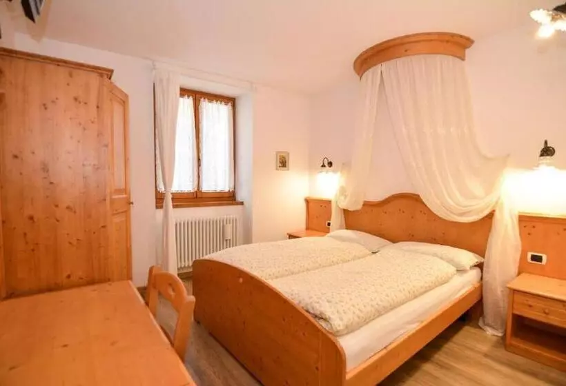 Aamiaismajoitus (B&B) Room & Breakfast Cà Mea Dina