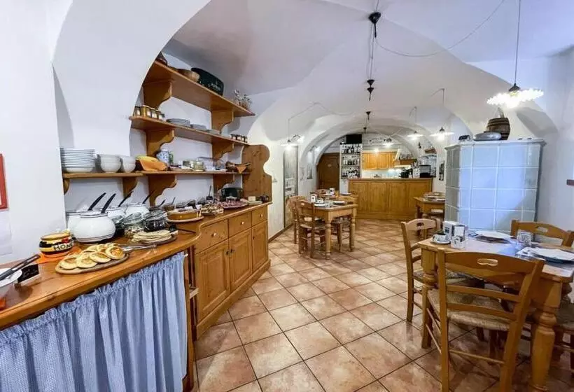 Aamiaismajoitus (B&B) Room & Breakfast Cà Mea Dina