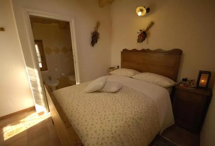 Aamiaismajoitus (B&B) Room & Breakfast Cà Mea Dina