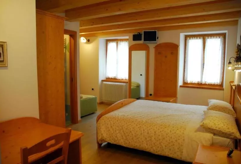 Aamiaismajoitus (B&B) Room & Breakfast Cà Mea Dina
