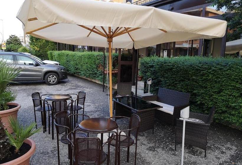 Отель 4 Lampioni