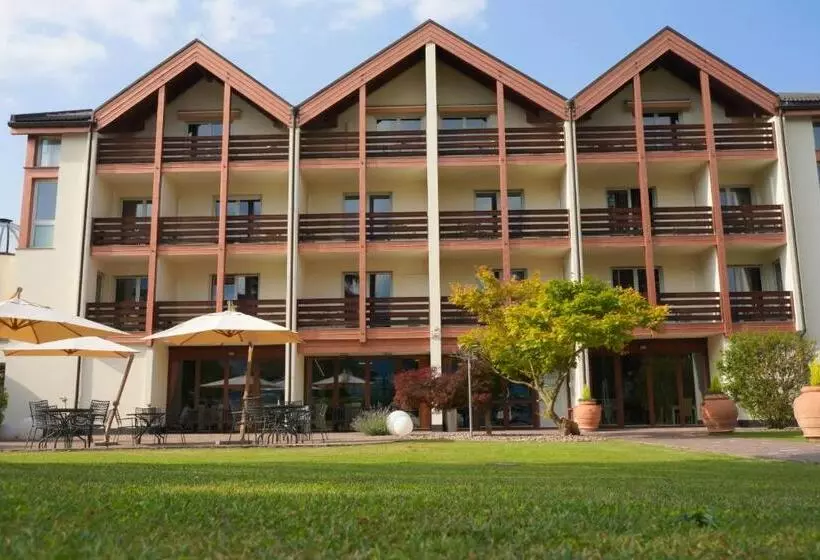 Hotelli Al Ponte Garnì