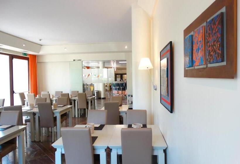 Отель Al Ponte Garnì