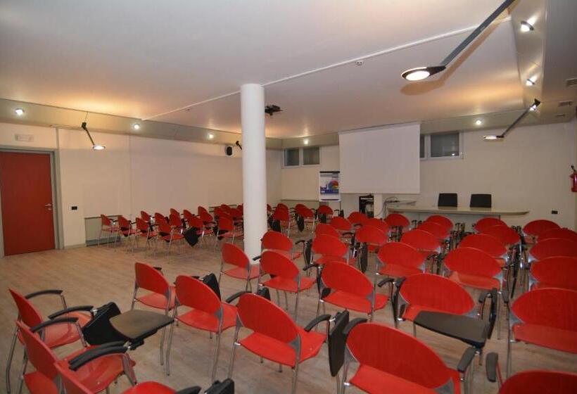 Отель Al Ponte Garnì