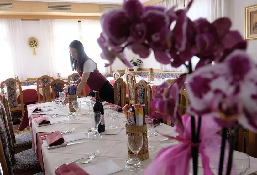 Hotelli Albergo Antico