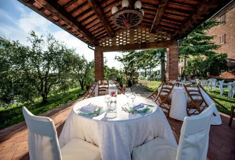 Hotelli Albergo La Foresteria