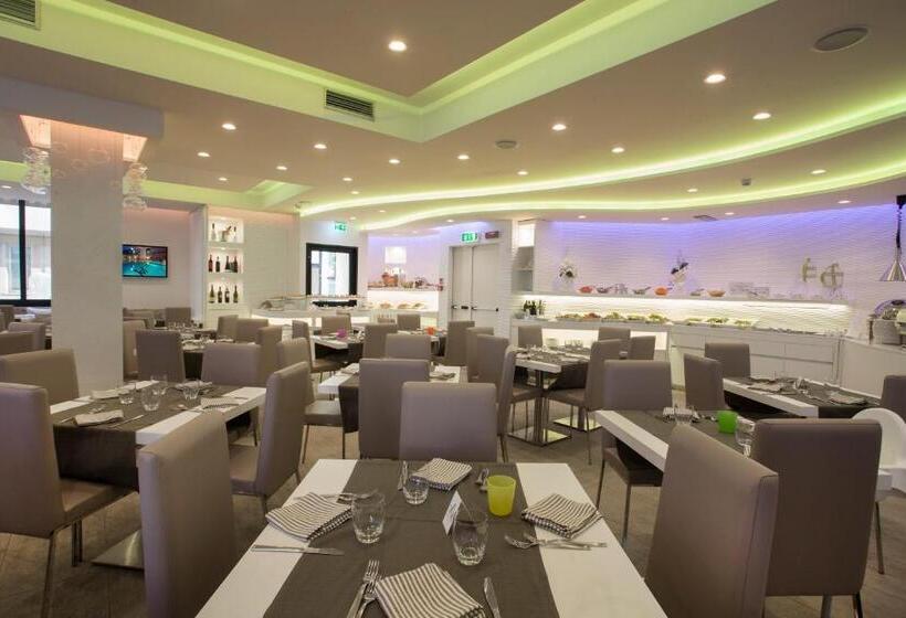 בית מלון כפרי Ambassador