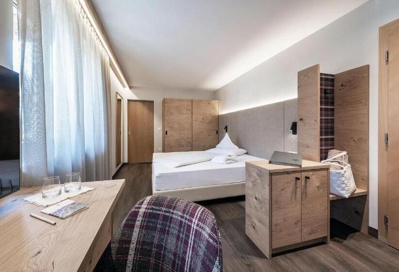 Hotel Baumgartner S Blumen