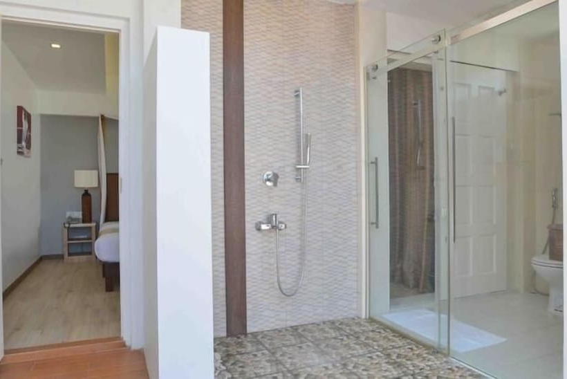 هتل Coconut Tree Hulhuvilla Beach