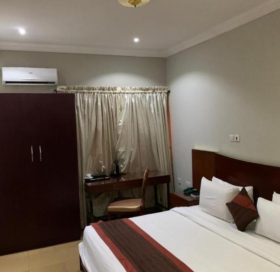 Conference Hotel & Suites Ijebu