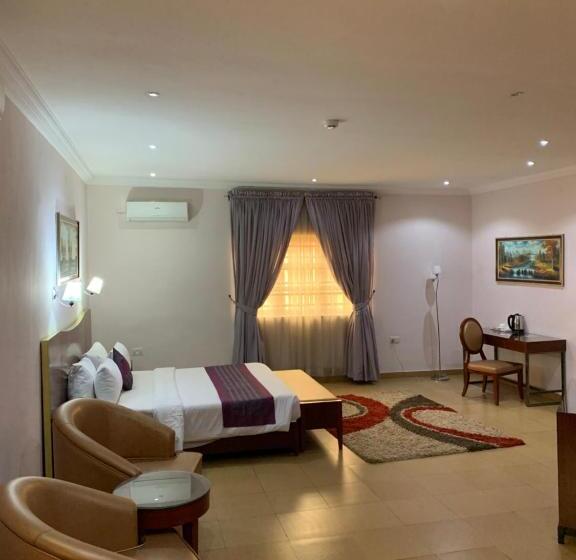 Conference Hotel & Suites Ijebu