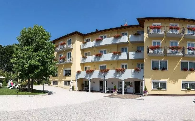 Hotel Daniela