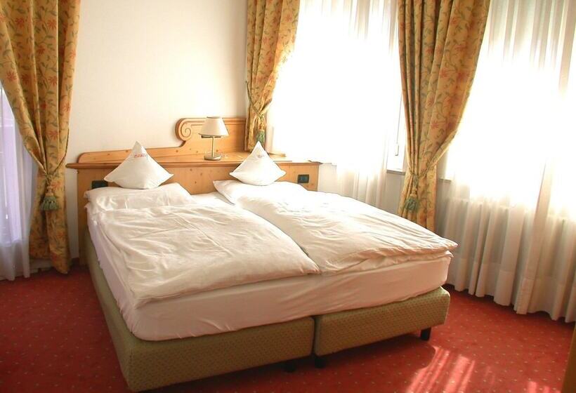 酒店 Eccher 3 Stelle Superior