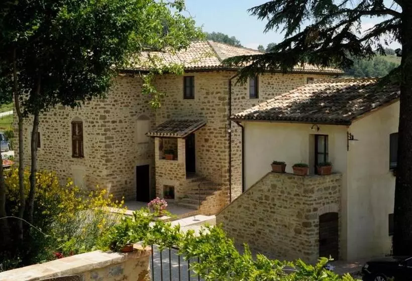 ホテル La Tavola Dei Cavalieri