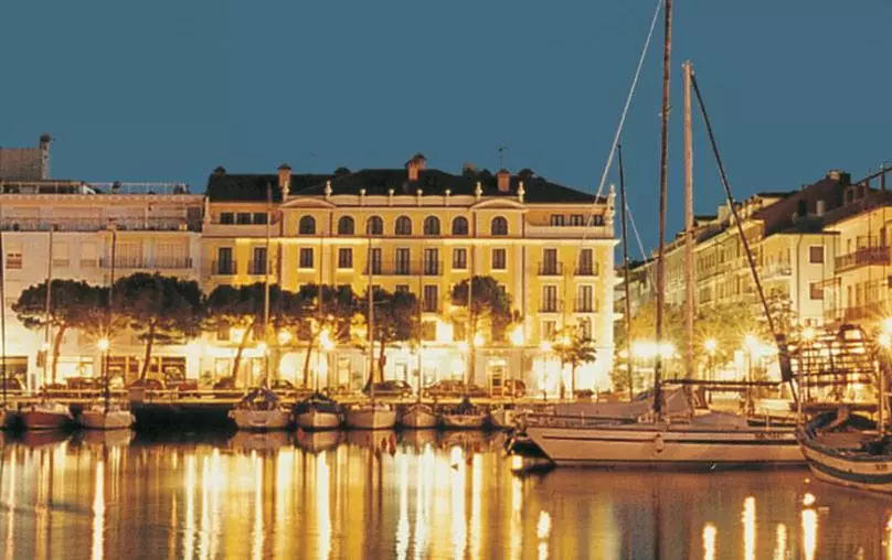 هتل Metropole