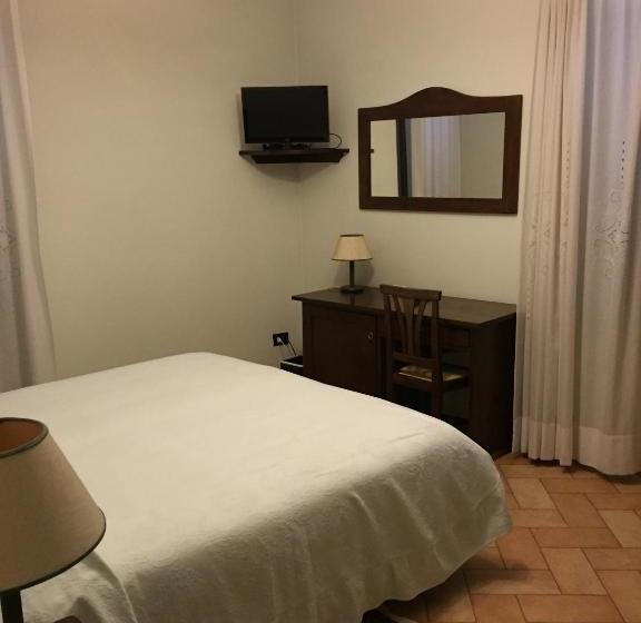 ホテル Ristorante Il Cavaliere