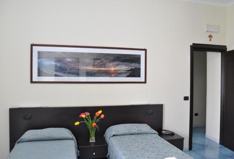 ホテル Stella Maris