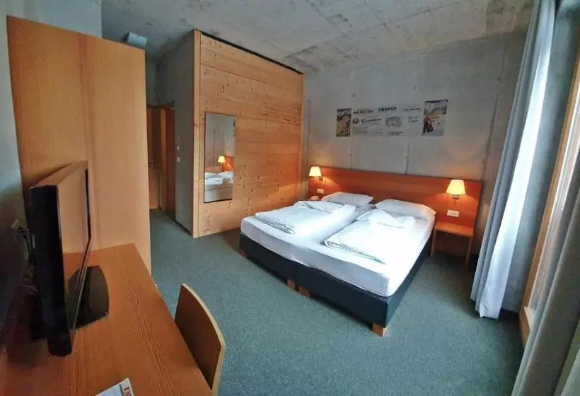 Hotelli Tannenheim