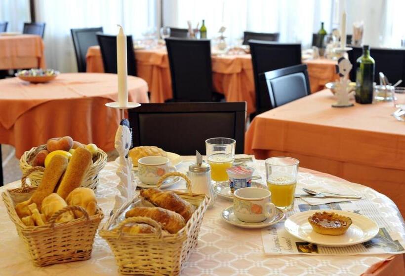 בית מלון כפרי Tigullio