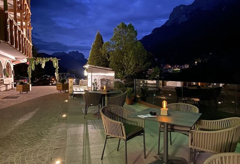 Latemar   Hotel Suites Spa