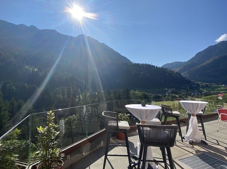 Latemar   Hotel Suites Spa