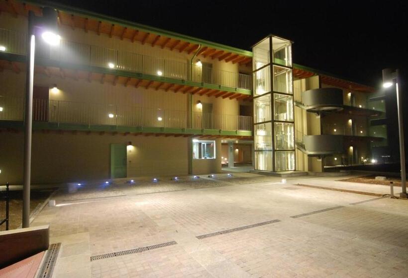 Residence & Suites Solaf