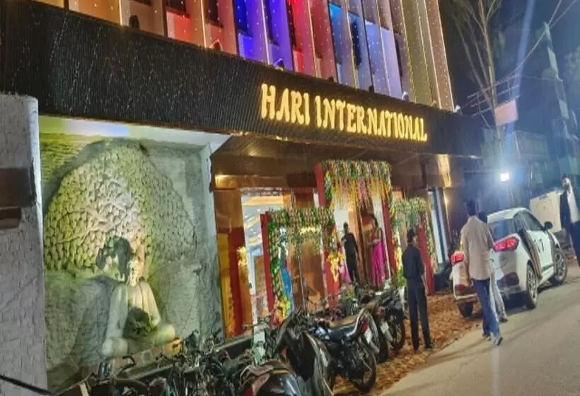 ホテル Hari International