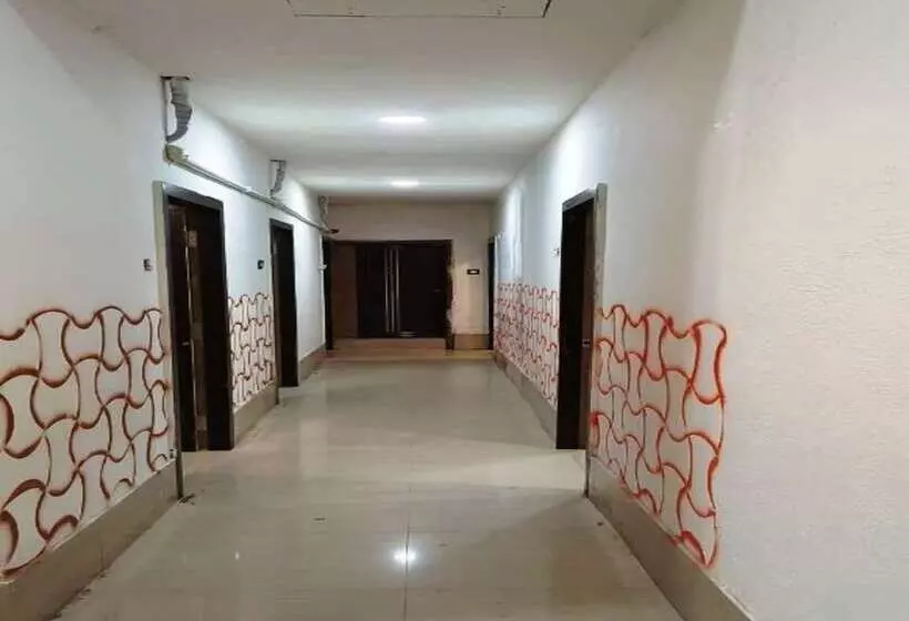 ホテル Hari International