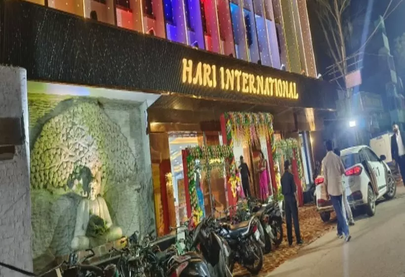 ホテル Hari International