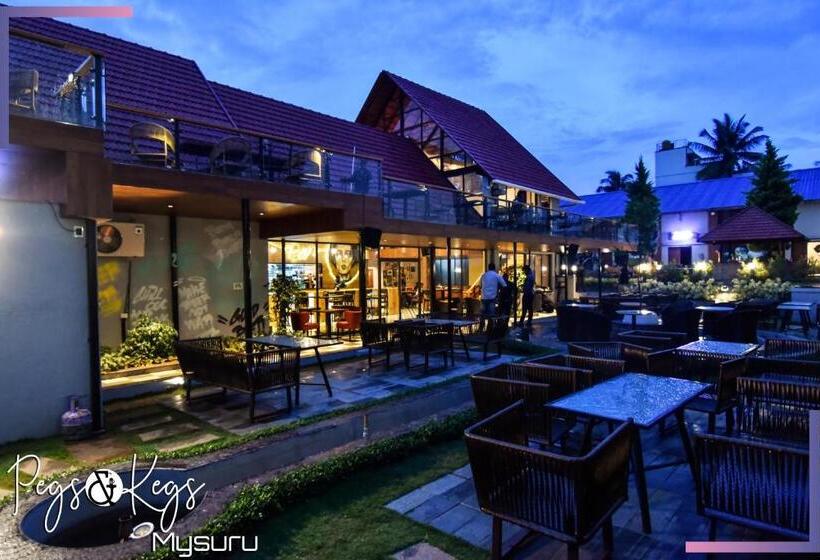 ホテル Pegs & Kegs