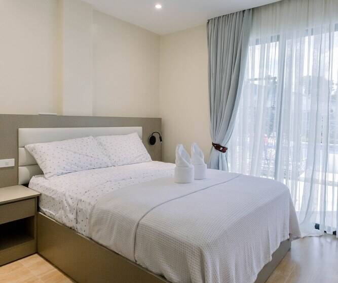 Отель Sonrisa Resort De Playa By Hiverooms