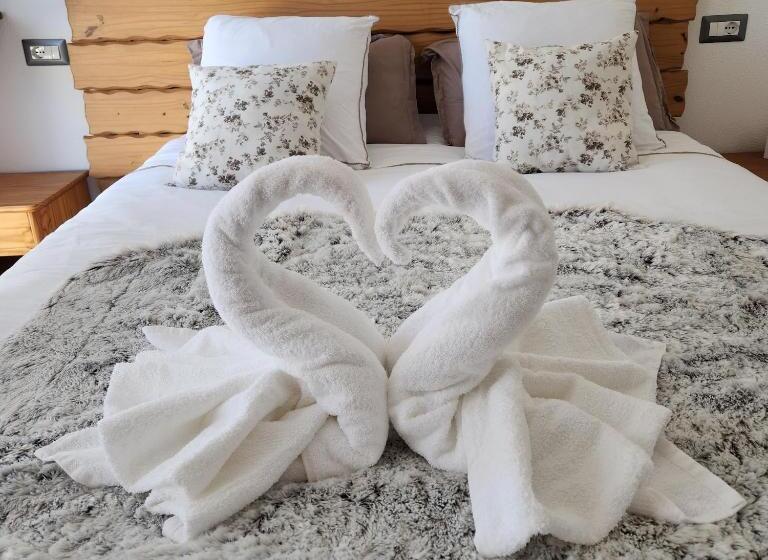 بنسيون Iloghe Di Marras