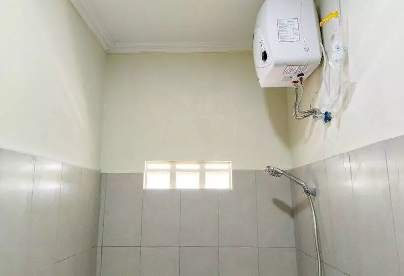 Yayah Guest House Syariah By Cocotel