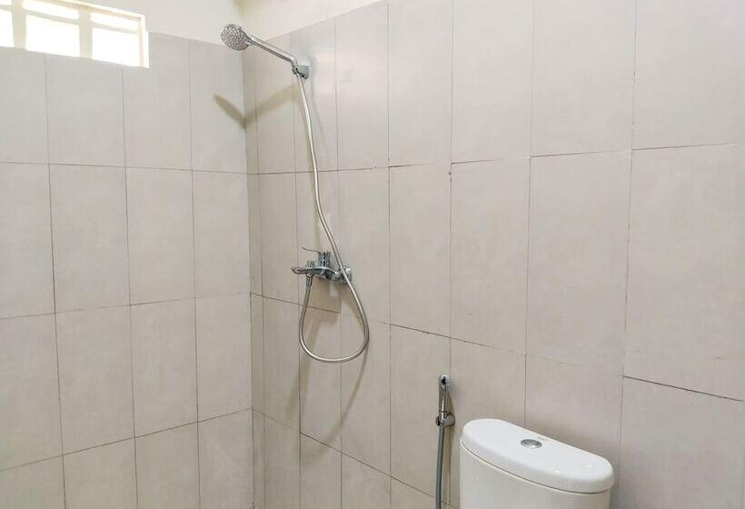 Yayah Guest House Syariah By Cocotel